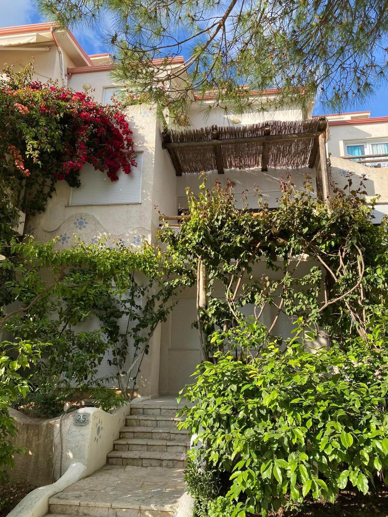 Apartament Superior Private At The In Saranda