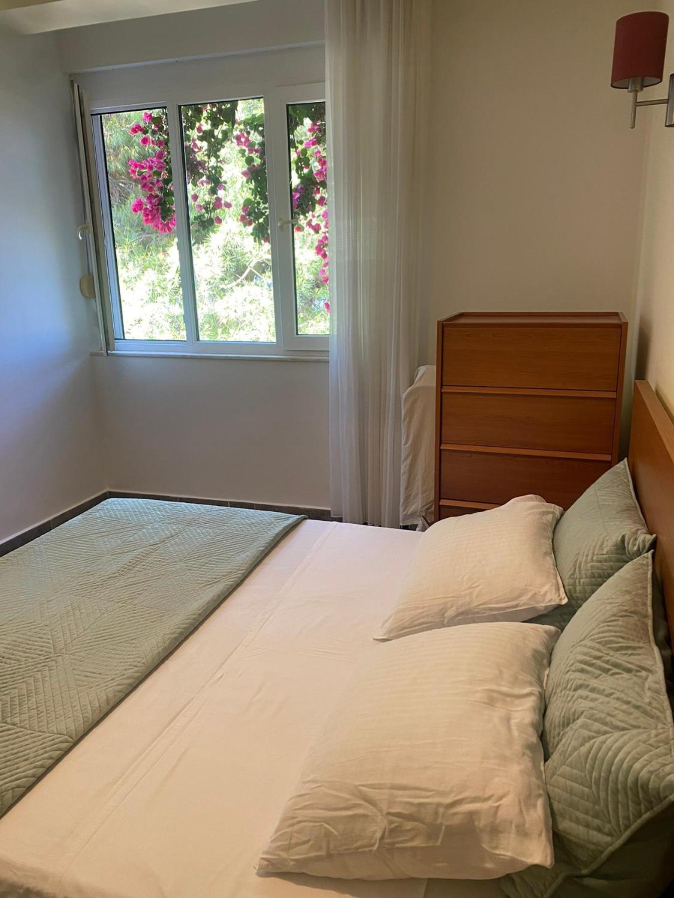 Superior Private At The In Saranda